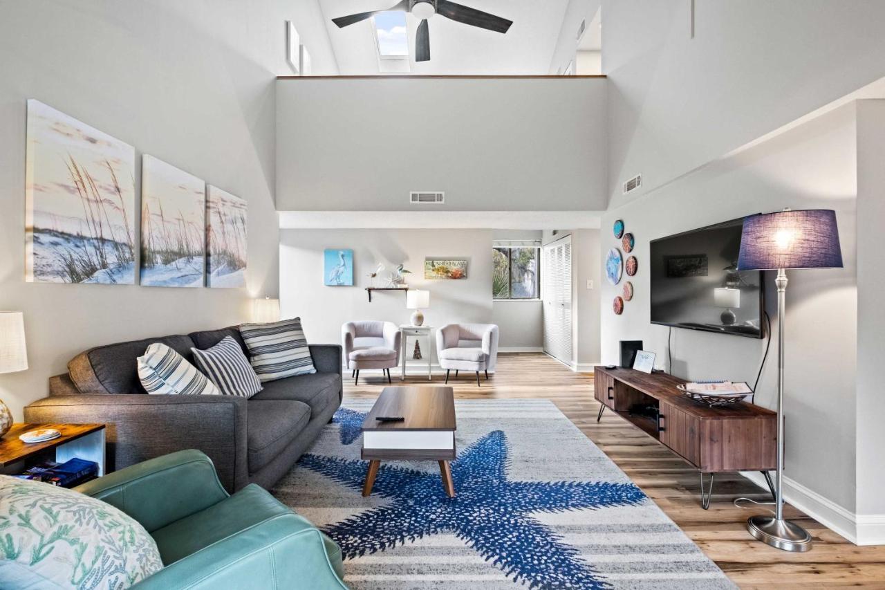 Coastal Oasis With Pool - Walk To Coligny Beach Park Hilton Head Island Buitenkant foto
